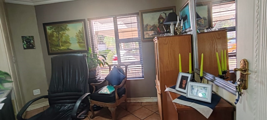 4 Bedroom Property for Sale in Melodie North West